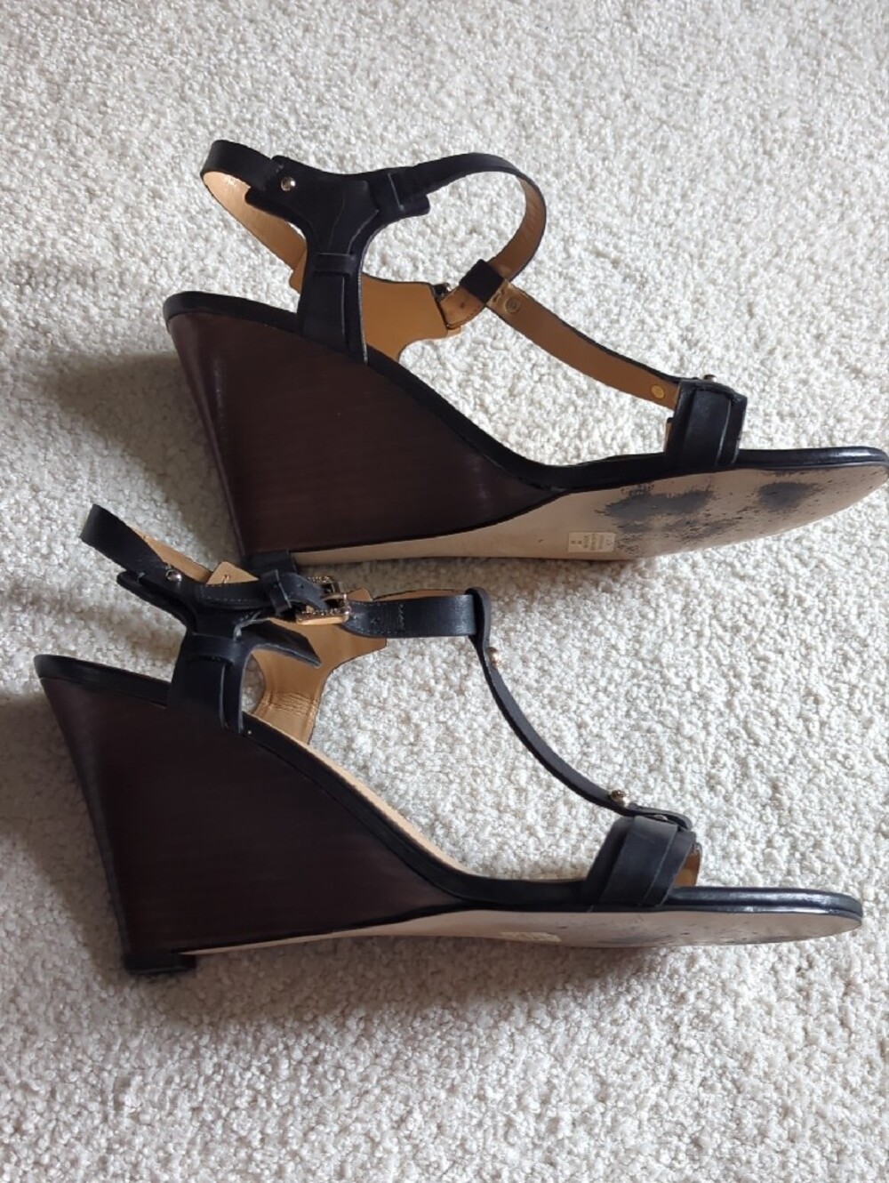 Ivanka Trump Black Leather T-Strap Wedge Sandals with Brown Woodgrain Heel - Picture 3 of 16
